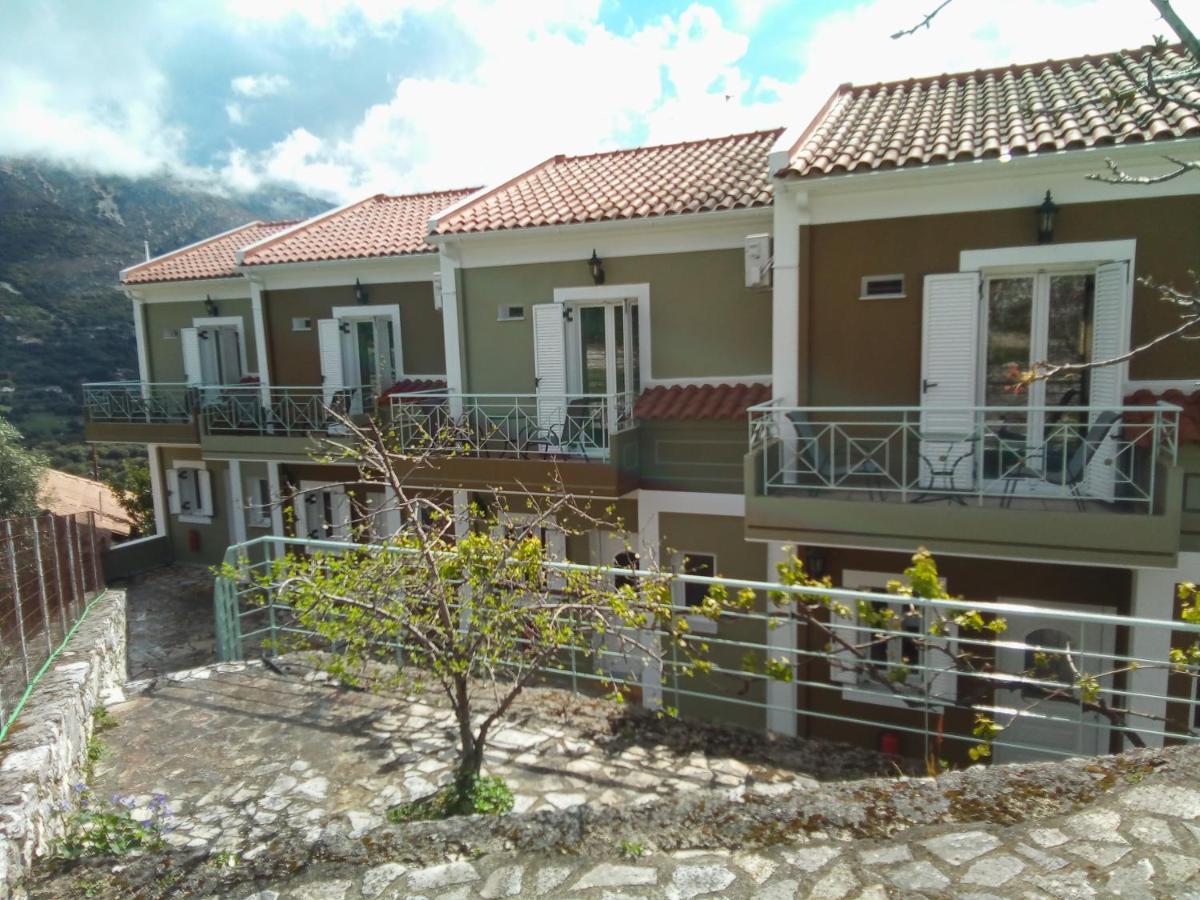 Dogis Retreat Apartment Agia Efimia Exterior foto