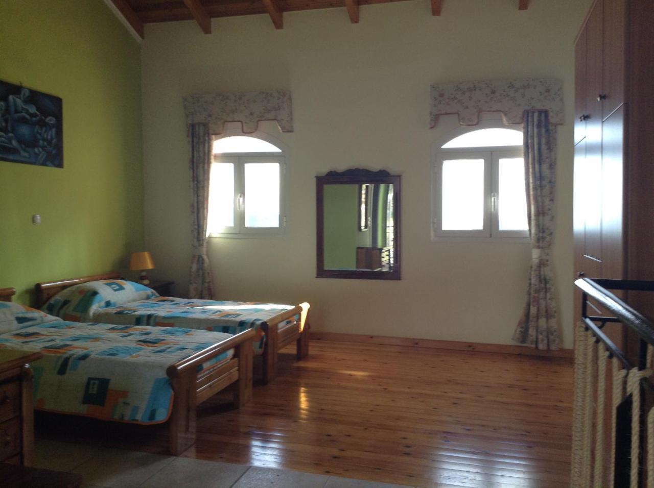 Dogis Retreat Apartment Agia Efimia Exterior foto